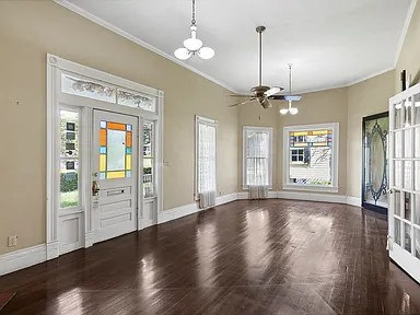 250 N Main St - Photo 5 of 20