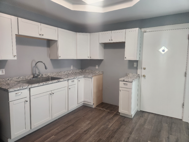 16124 Glynn Rd - Photo 2 of 13