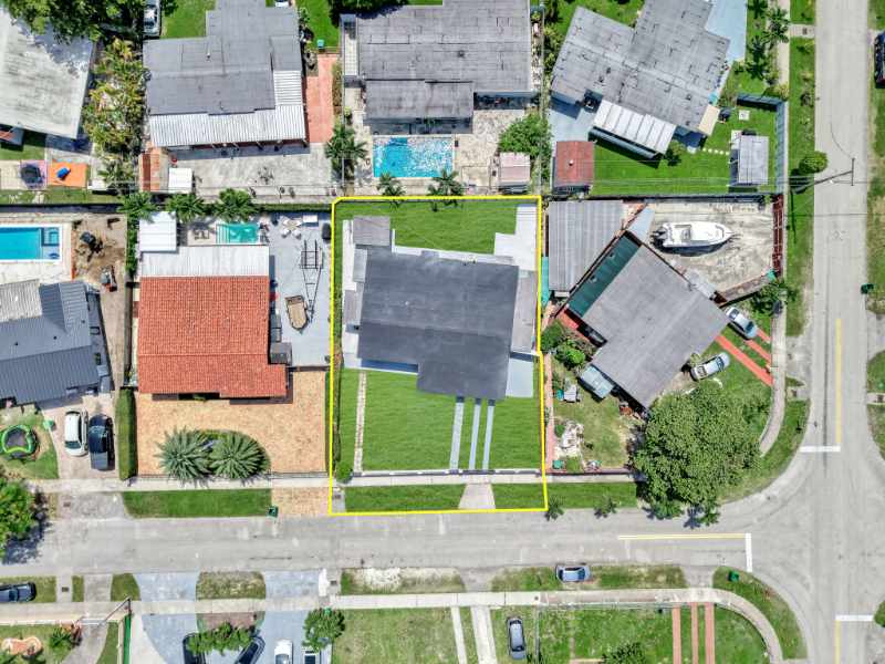 4040 Sw 108th Ave - Photo 2 of 19