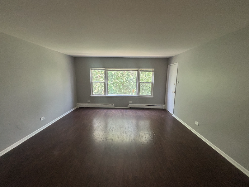 6435 South Evans Avenue #6435-2B - Photo 3 of 5