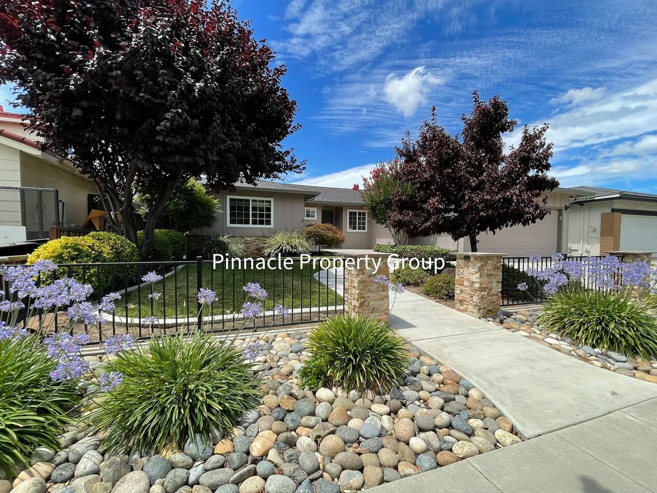 4237 Haines Ave - Photo 3 of 24