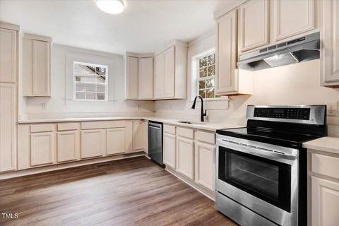 605 Sherrod Heights - Photo 3 of 18