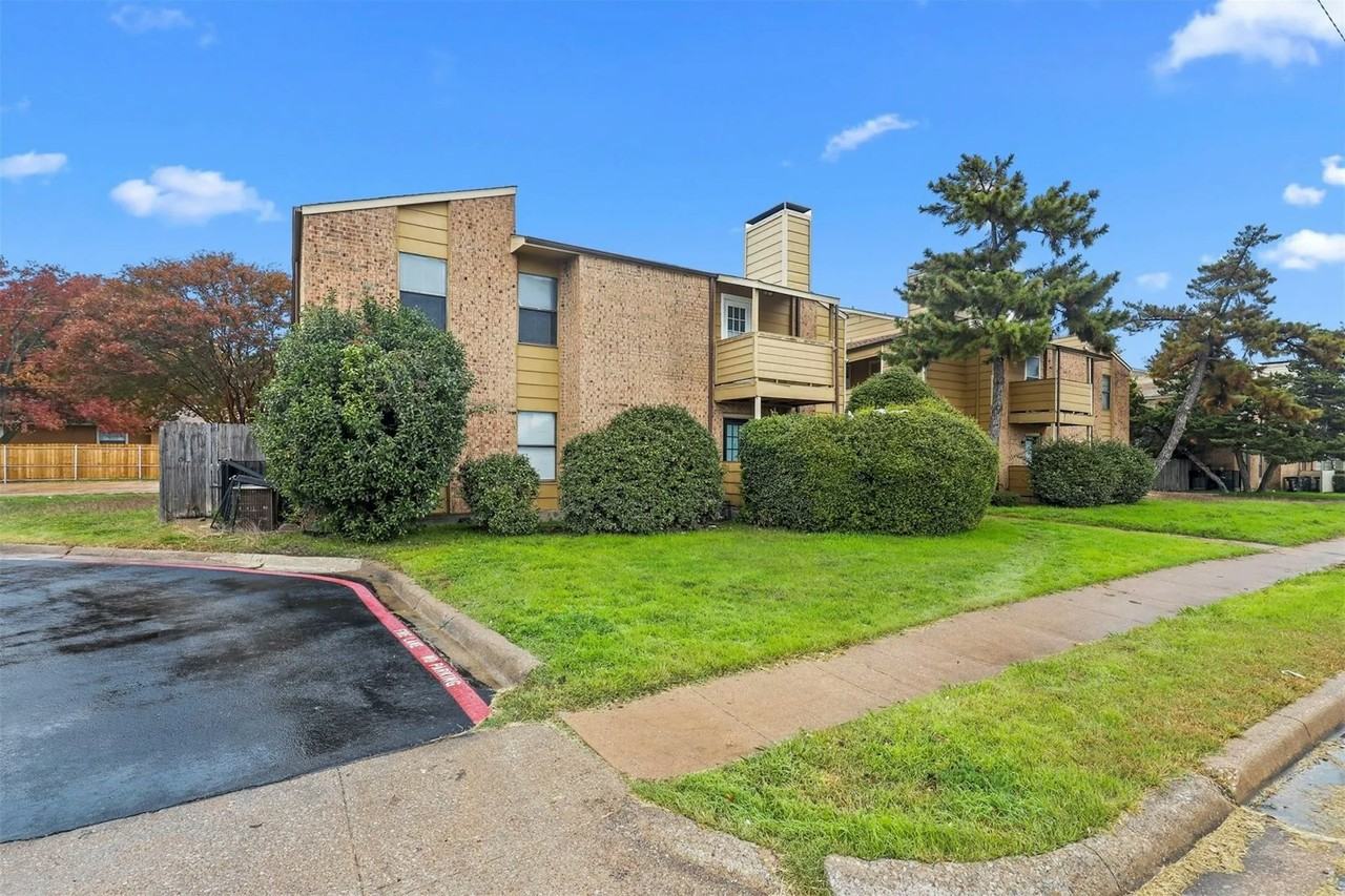 6188 Vega Dr, Unit 6198 - Photo 3 of 34