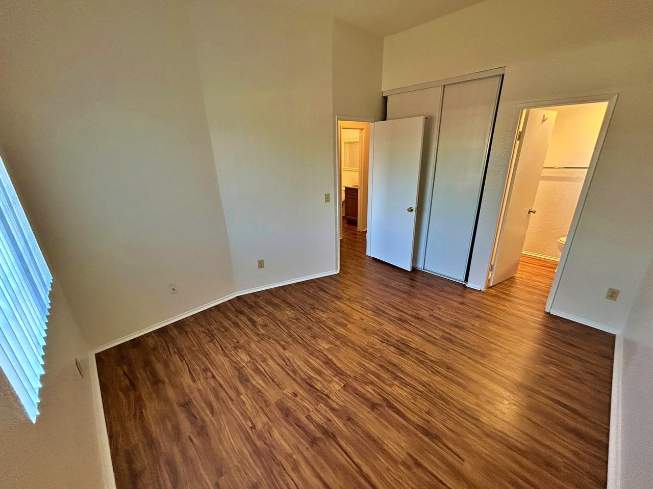4337 TEMECULA ST - Photo 5 of 7