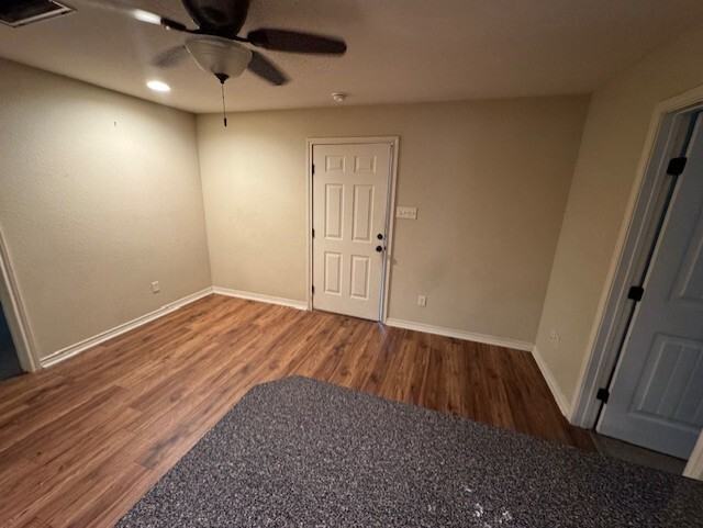 1441 West Frey - Photo 3 of 10