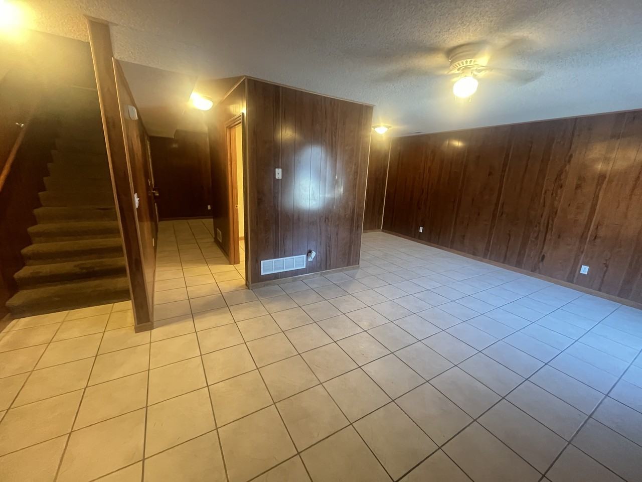 107 Grover Street - Photo 4 of 12