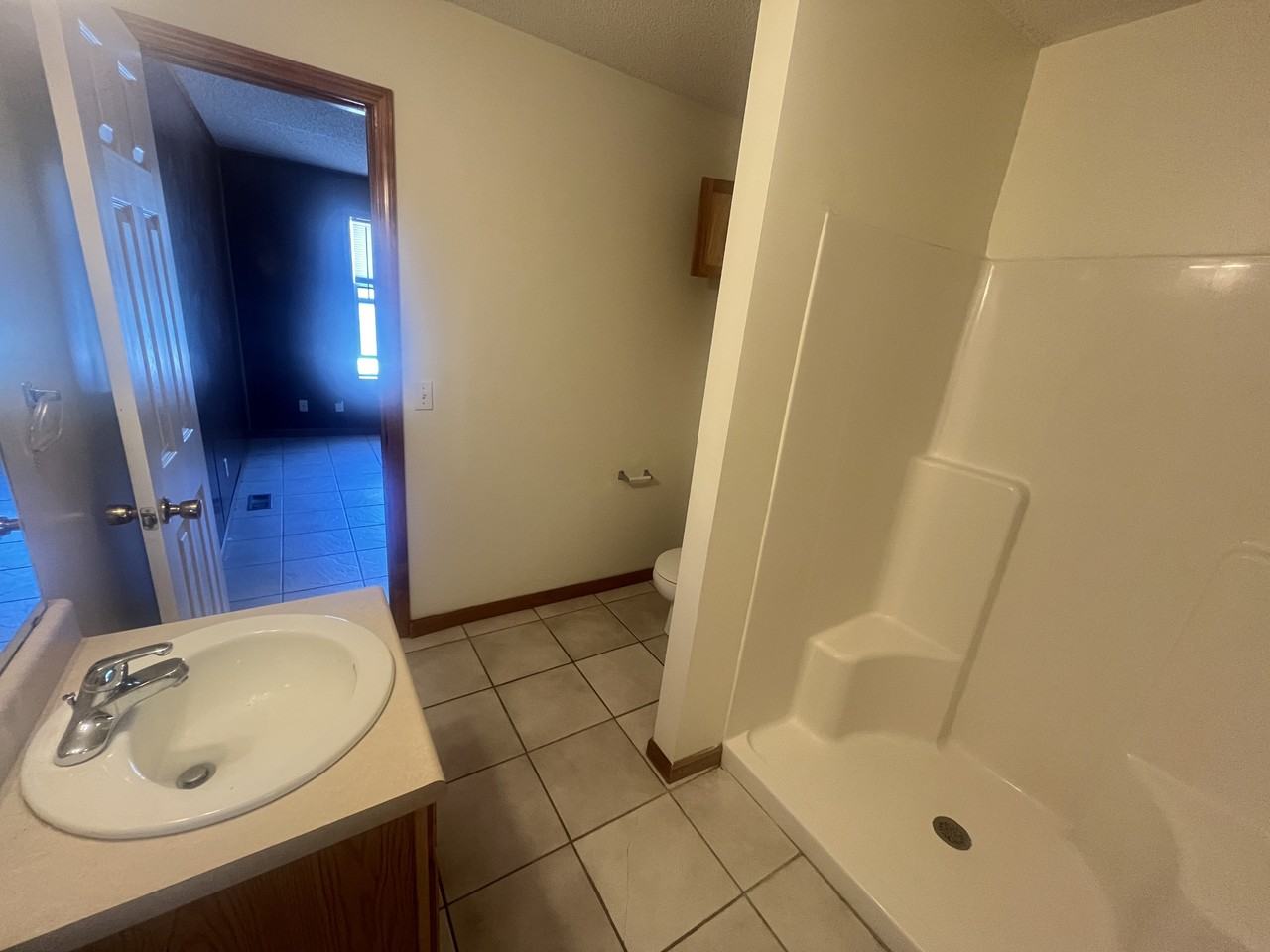 107 Grover Street - Photo 5 of 12