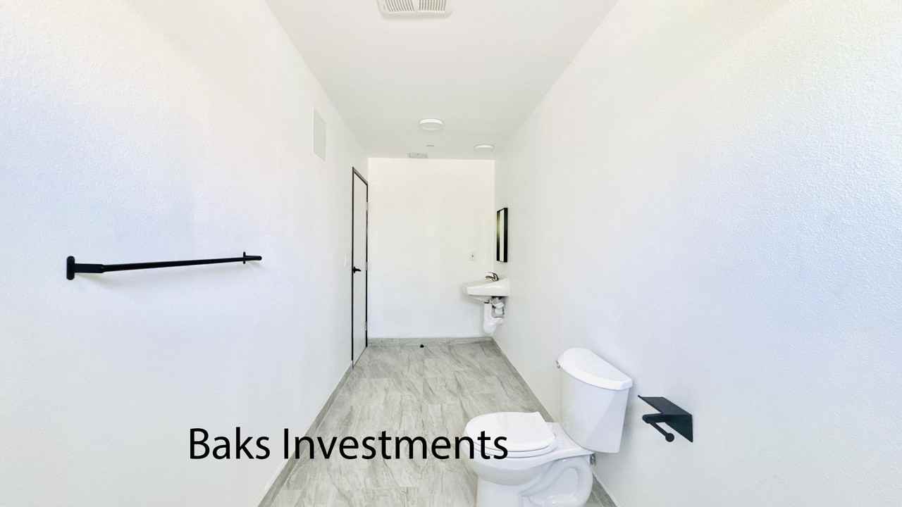 11460 Killion St - Photo 5 of 18