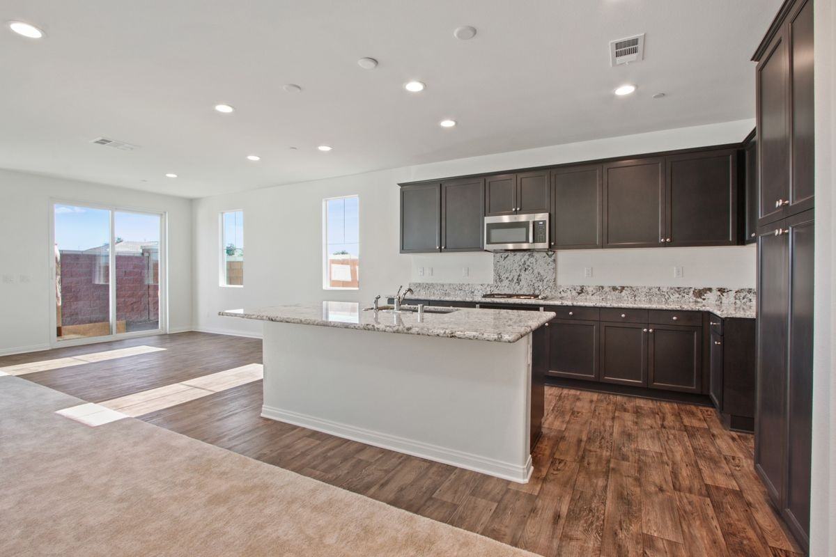 16435 Globetrotter St - Photo 3 of 24