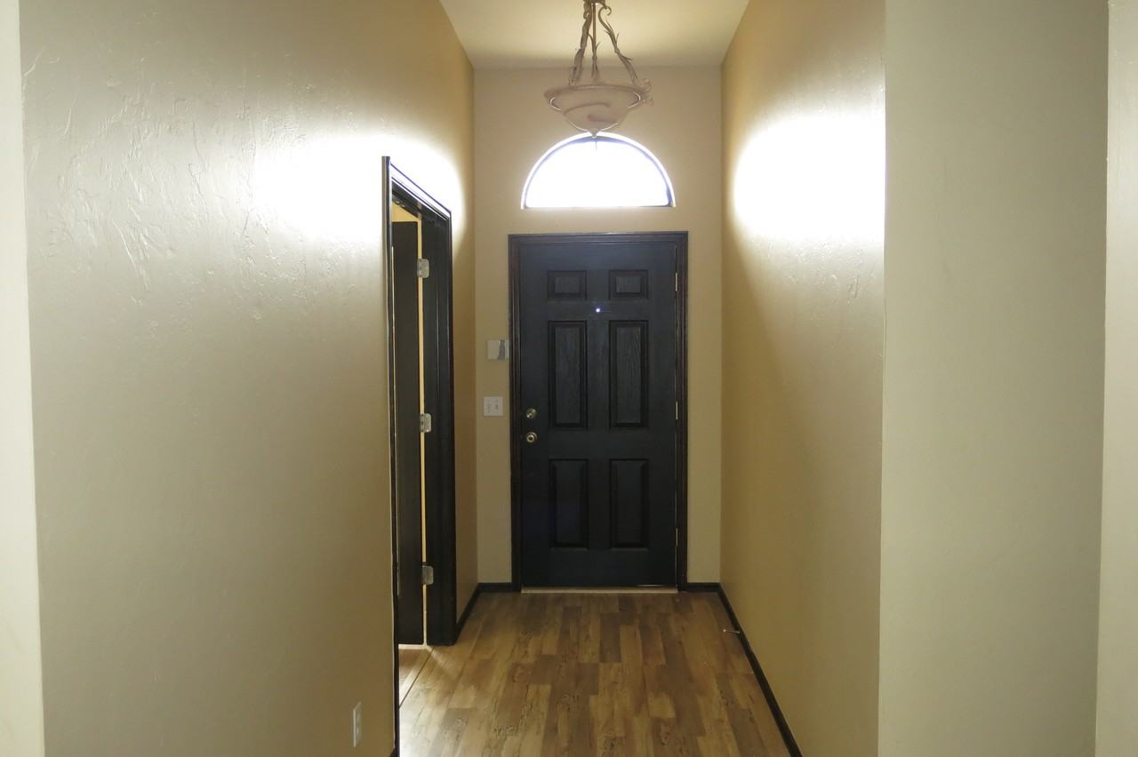 1905 Fair Meadow Dr - Photo 2 of 20