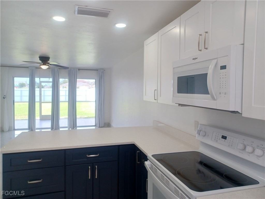 1102 Sw 15th Ter - Photo 3 of 21