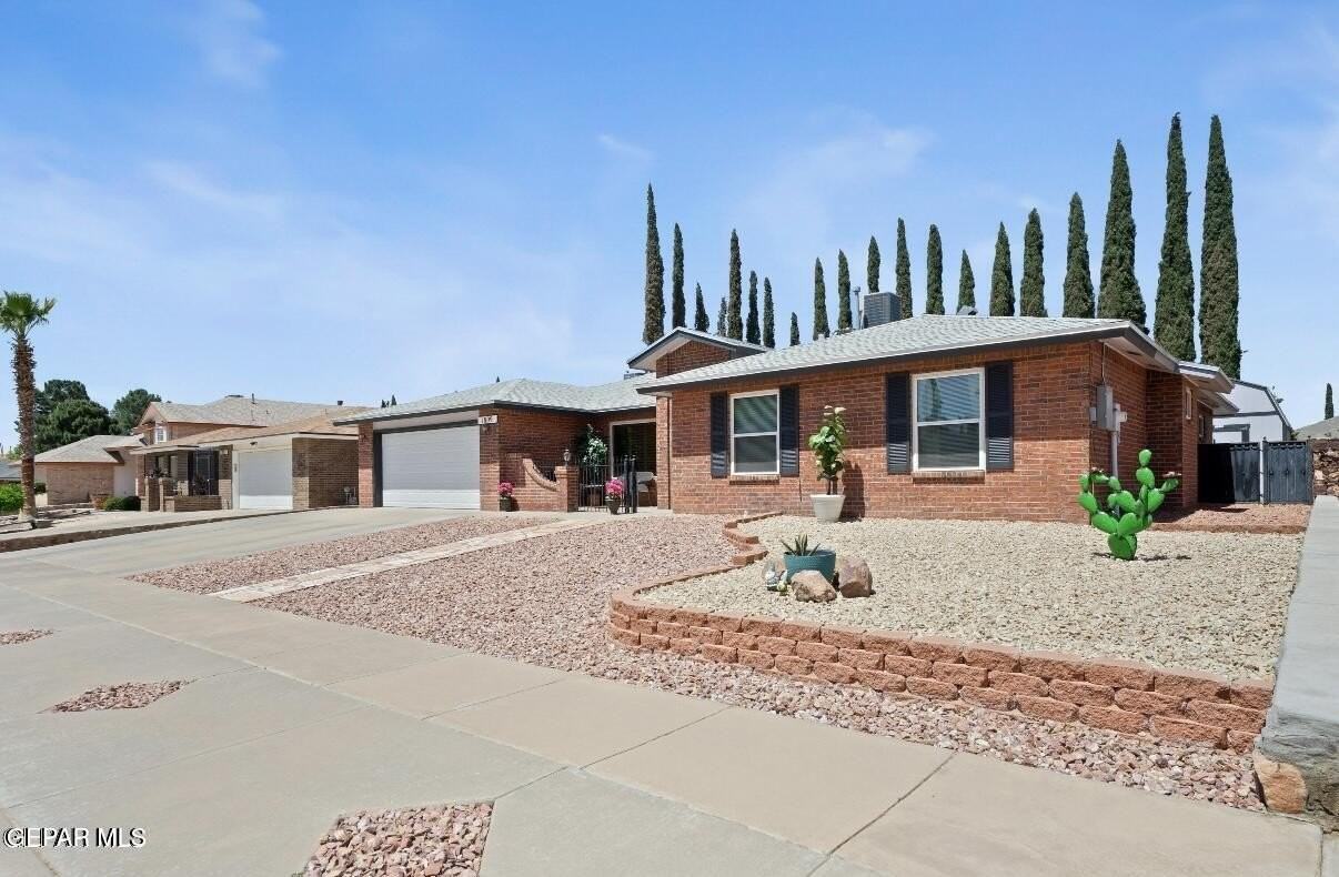 1809 Pueblo Alegre Dr - Photo 5 of 37