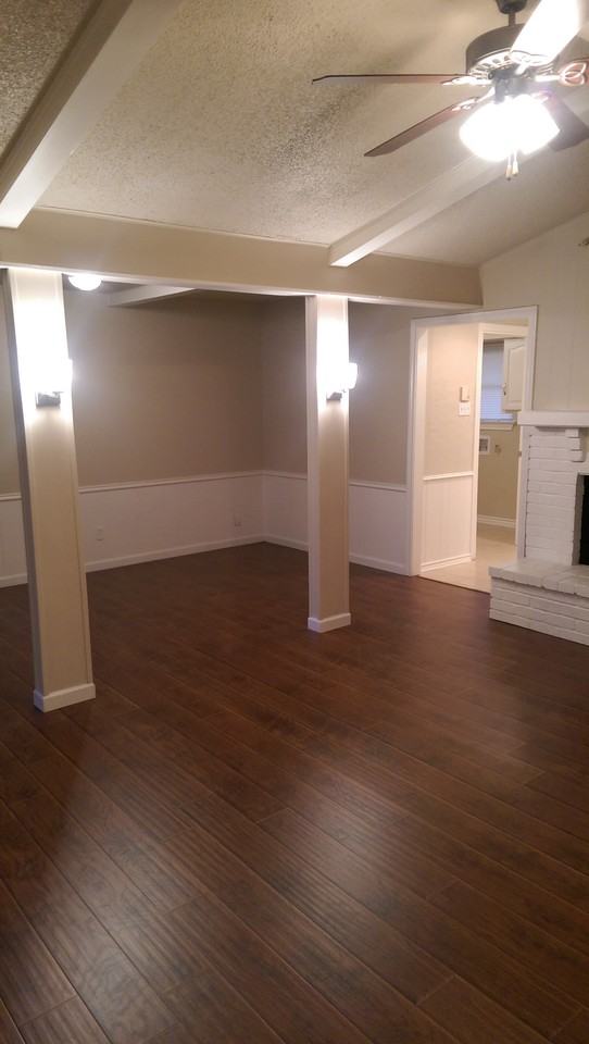 13620 Spring Grove Ave - Photo 2 of 13