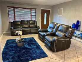 3171 Sw 16th Ct - Photo 1 of 1