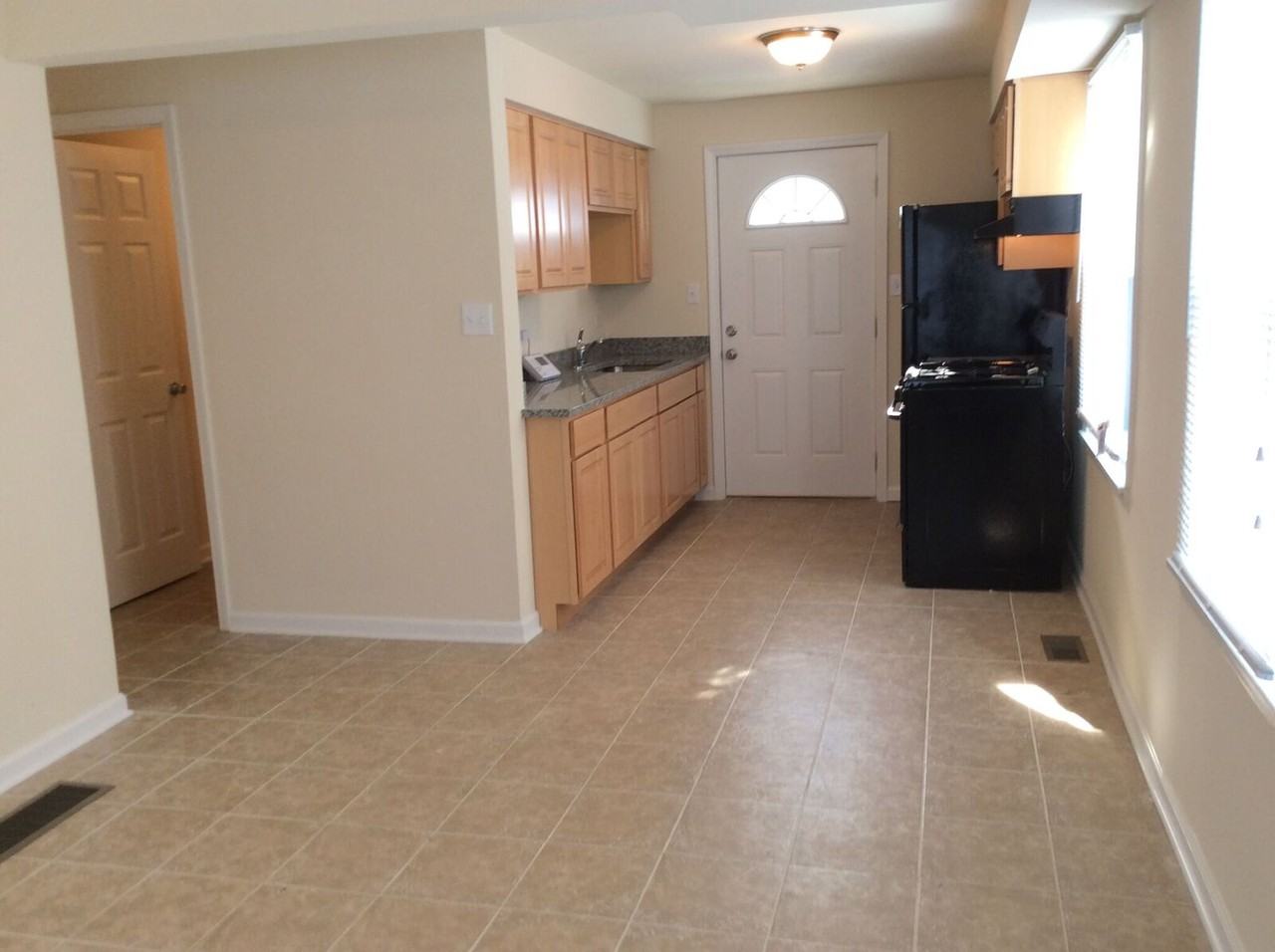 2538 Silver Creek Dr - Photo 3 of 13