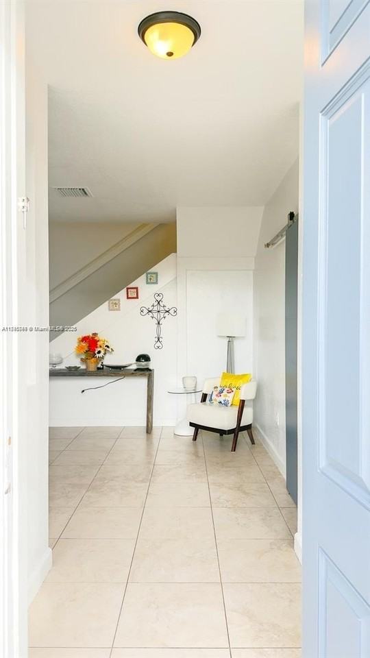 1001 Ne 208th St - Photo 3 of 33