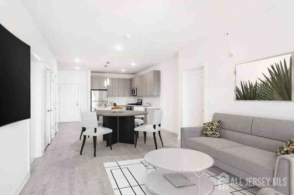 175 Quincy Court #B317