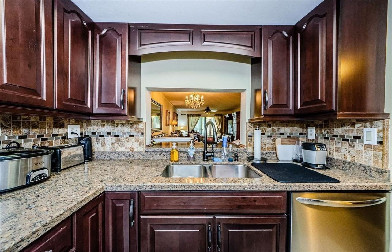 90 S Highland Ave #214 - Photo 7 of 45