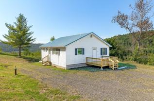 20 Mutton Hill Rd - Photo 1 of 1