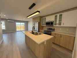 featured image of 44 Rue Mia #TH