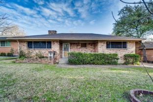 3511 Burlingdell Ave - Photo 1 of 1