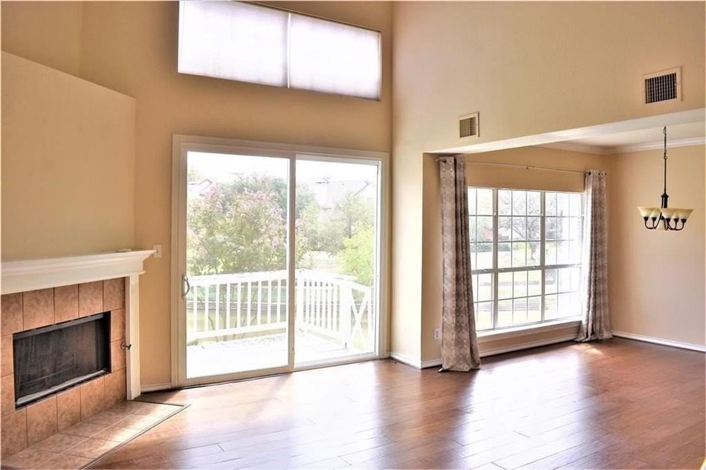 812 Canal St - Photo 2 of 11