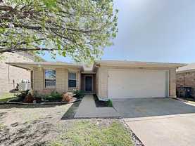 2429 Graystone Dr - Photo 1 of 1