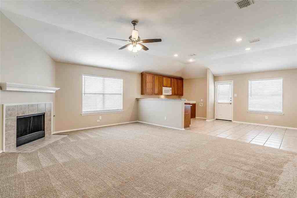 1325 Barrel Run - Photo 5 of 30