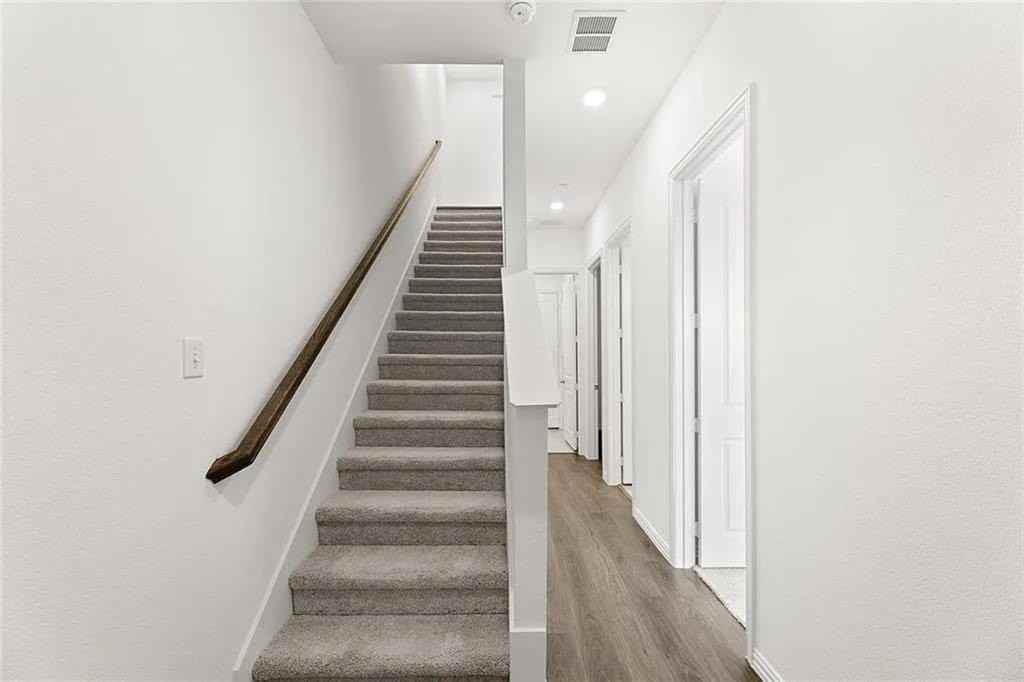 2207 Adena Springs Dr - Photo 4 of 30