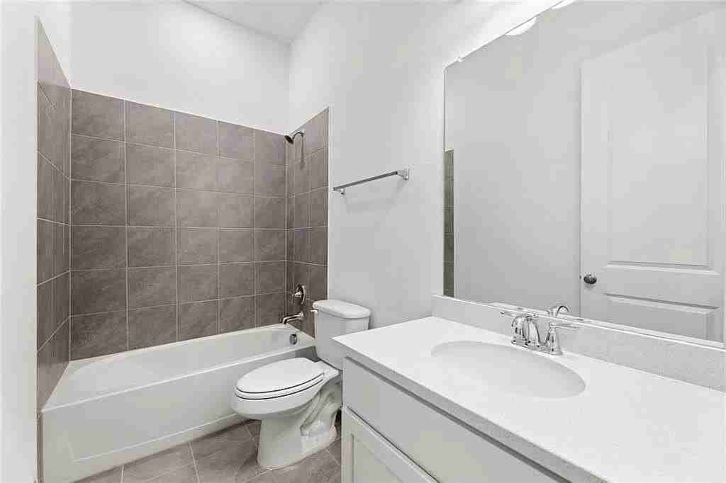 2207 Adena Springs Dr - Photo 6 of 30