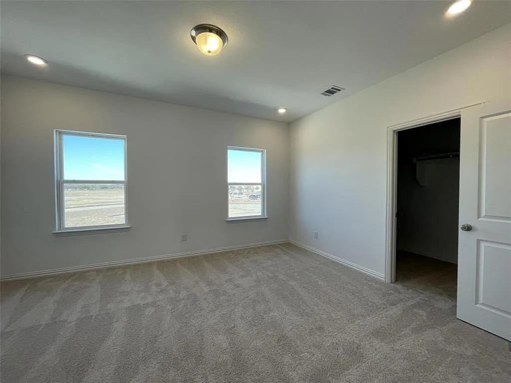 2207 Adena Springs Dr - Photo 7 of 30