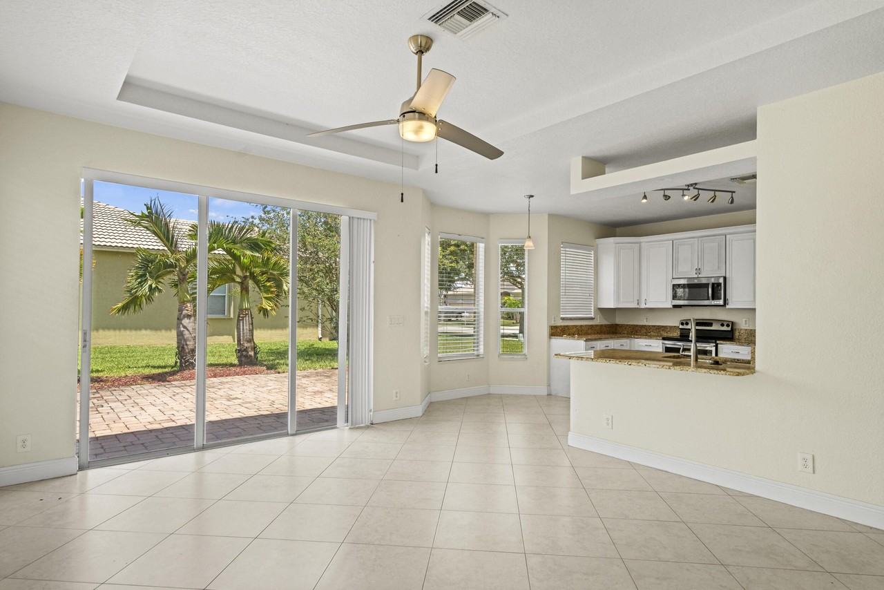 5919 Walnut Park Ln - Photo 6 of 47