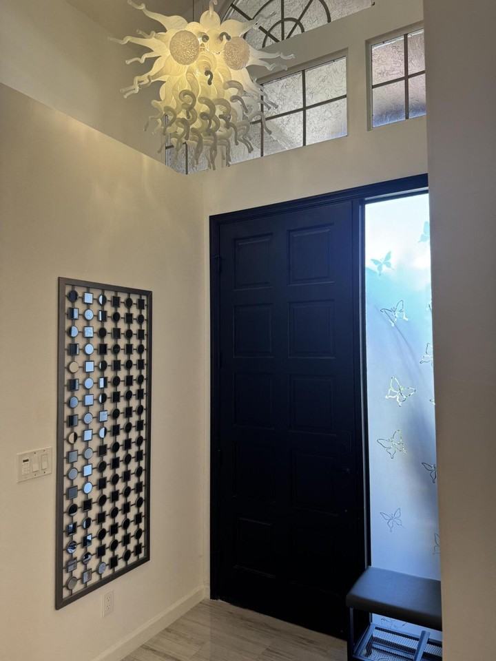 8561 Lawson Cir - Photo 4 of 50