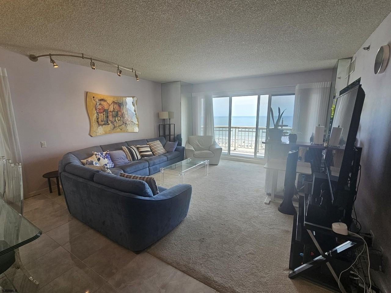 3101 Boardwalk - Photo 2 of 50