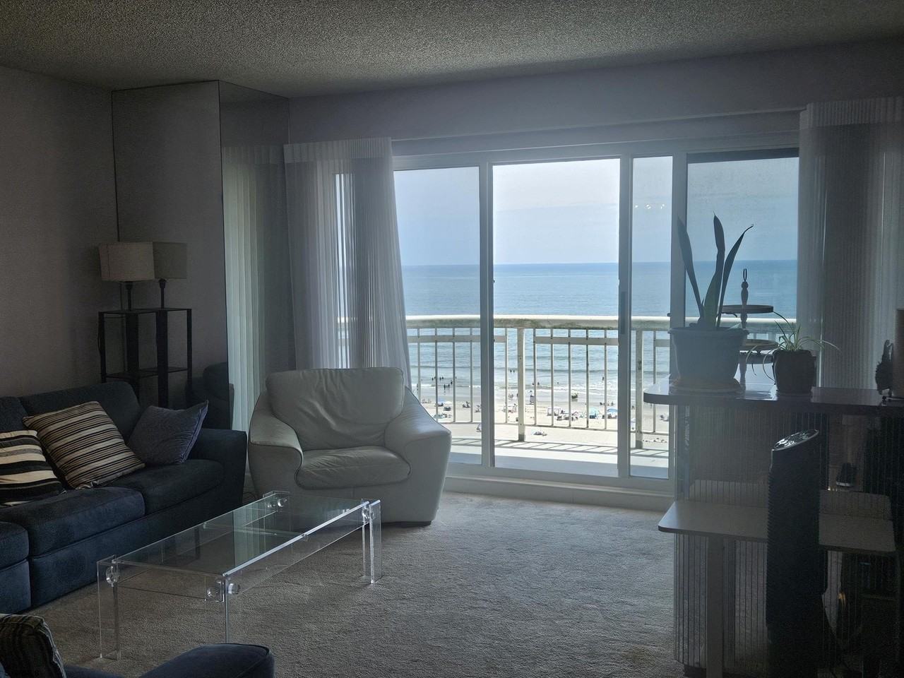 3101 Boardwalk - Photo 3 of 50