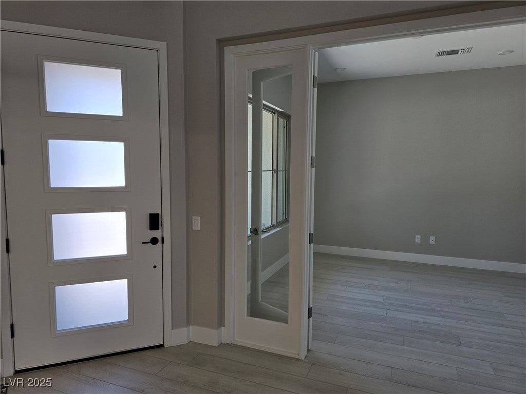 5053 Slatestone Street - Photo 5 of 50