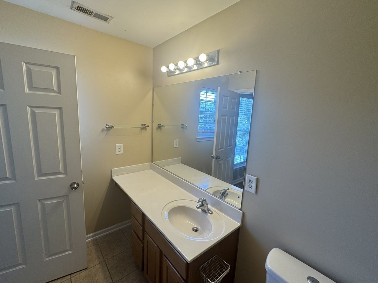 10313 Garrett Grigg Rd - Photo 6 of 10