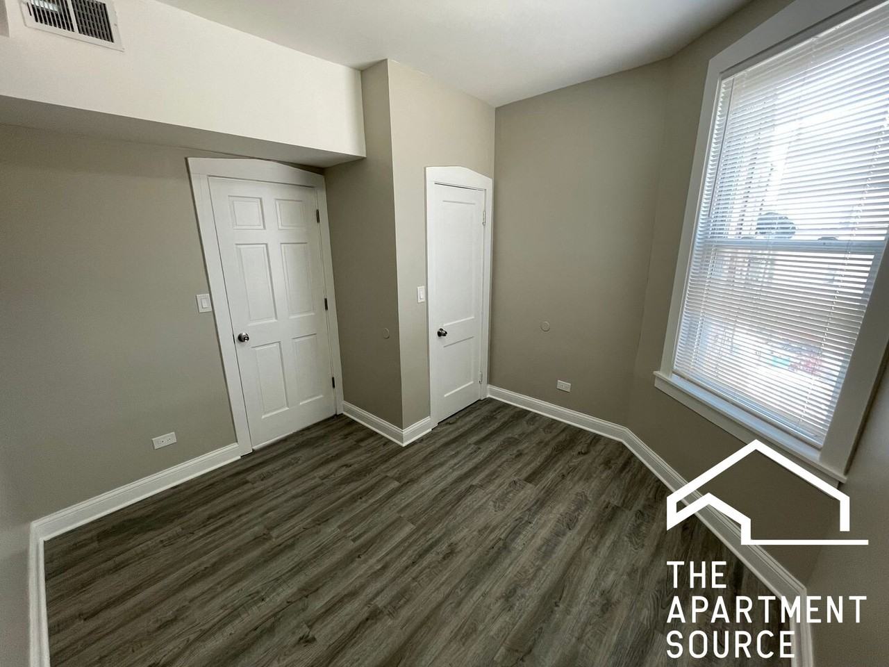 5319 W Fullerton Ave #2 - Photo 5 of 8
