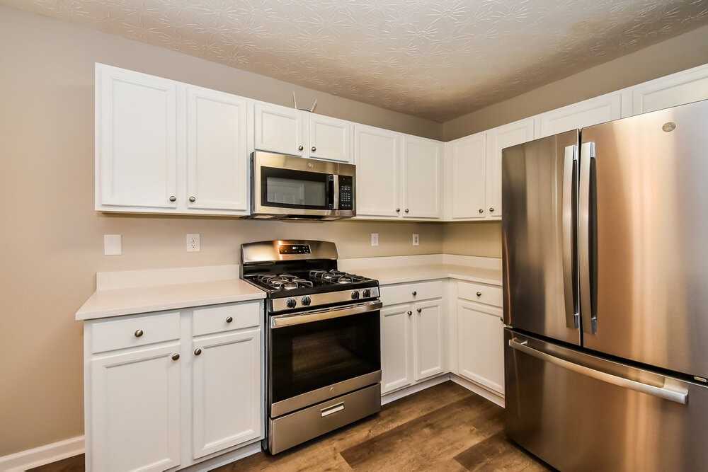239 Topaz Dr - Photo 7 of 15