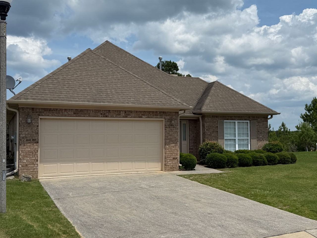 3064 Madison Ln - Photo 2 of 38