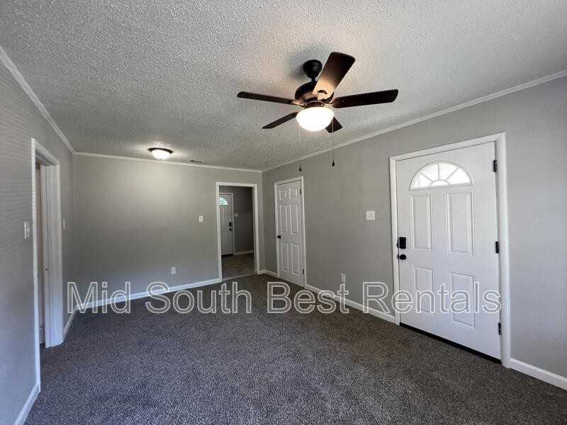 3654 Mcduff Ave - Photo 2 of 8