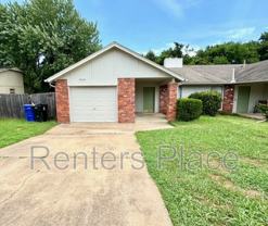 4809 S Gum Ave - Photo 1 of 1