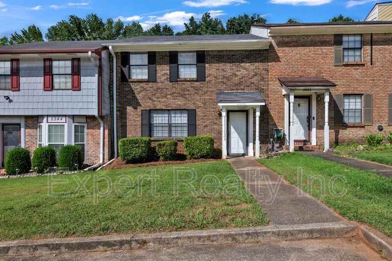 2346 Grayson Valley Cir - Photo 2 of 34