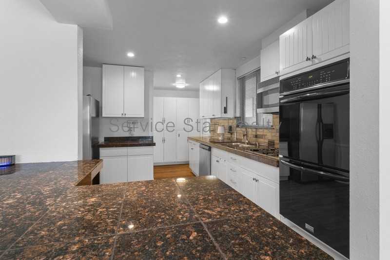 1331 W Missouri Ave - Photo 6 of 27
