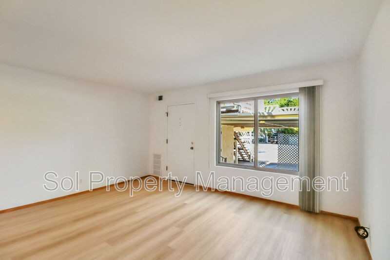 5 Treanor St - Photo 2 of 26