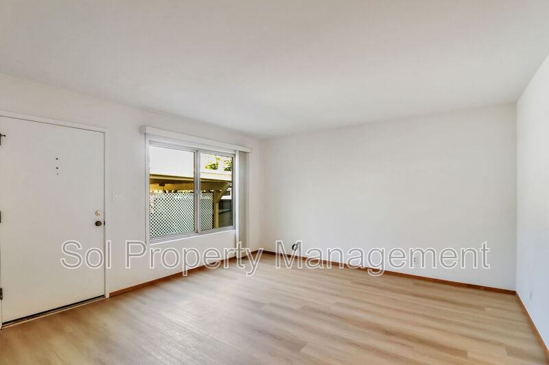 5 Treanor St - Photo 3 of 26