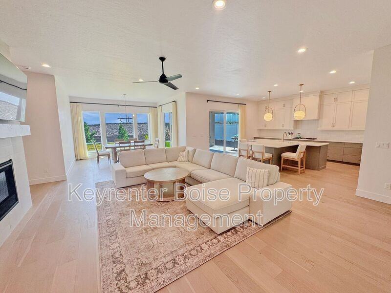 13476 N Tierra Linda Way - Photo 3 of 50