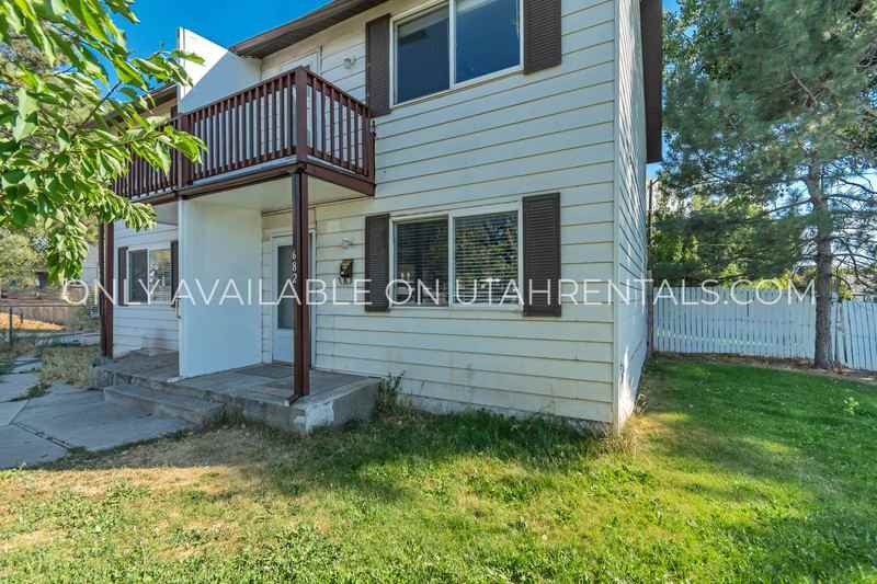 682 Es - Photo 3 of 23