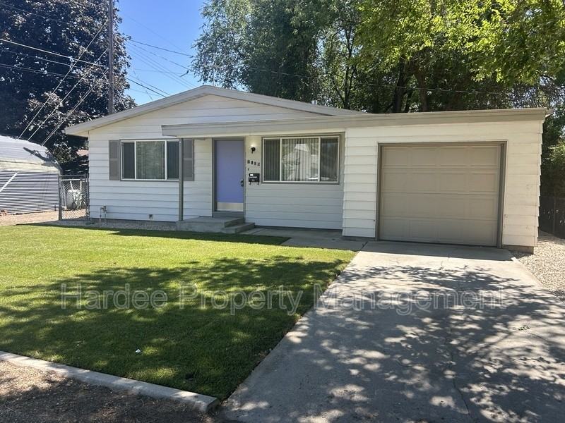 1109 W Dundee St - Photo 2 of 20