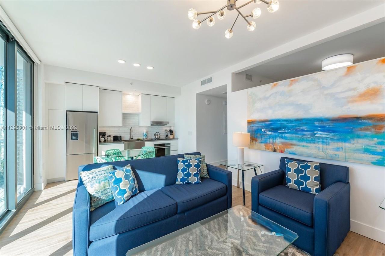 650 Ne 2nd Ave - Photo 3 of 10